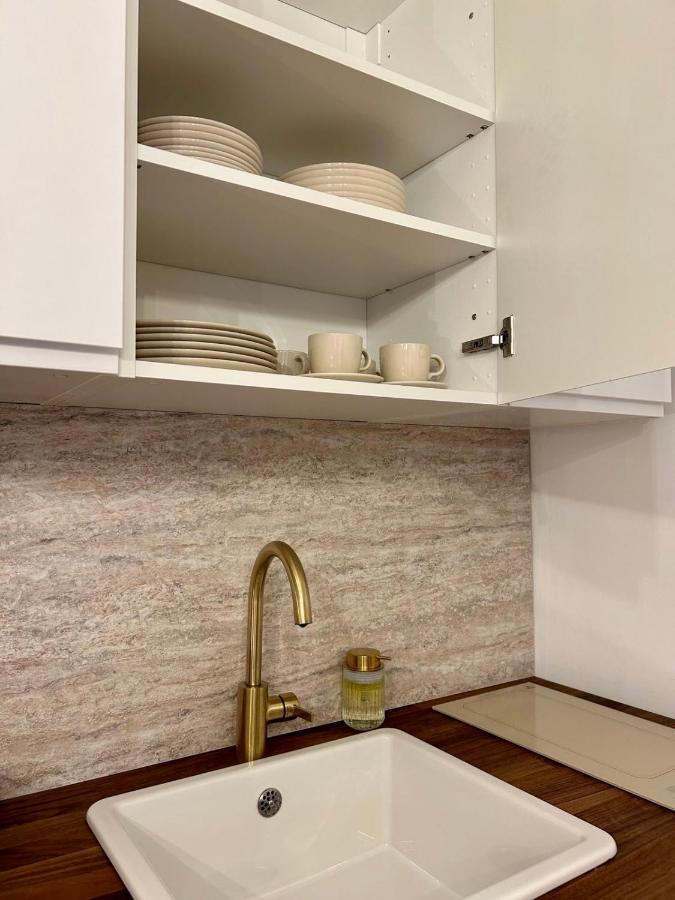 Castle Hill Apt In Old Town Of Bratislava With Free Parking Exterior photo